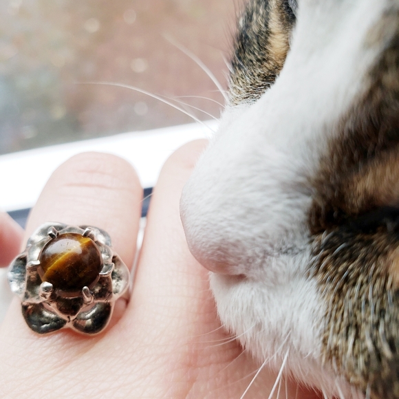 Handmade Modernist Taxco Tiger's Eye Ring - Picture 2 of 10